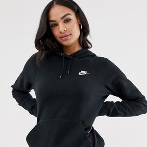 women’s black nike hoodie